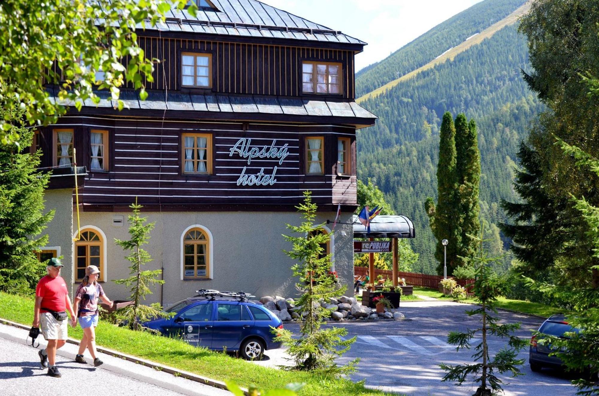 Alpsky Hotel Špindlerŭv Mlýn Esterno foto