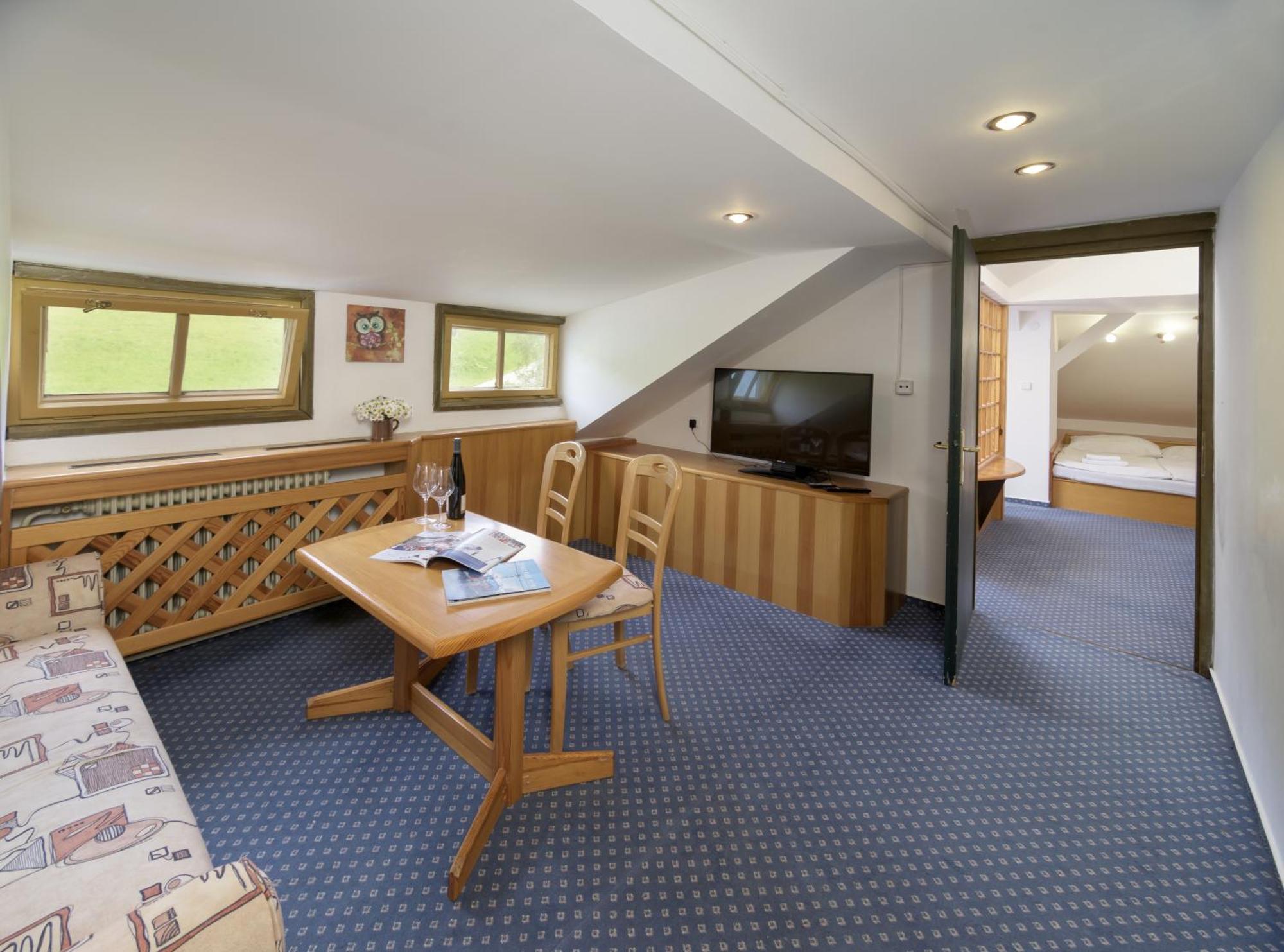 Alpsky Hotel Špindlerŭv Mlýn Esterno foto