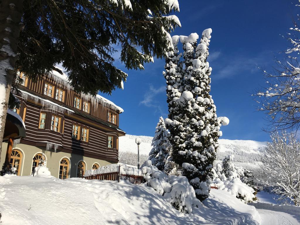 Alpsky Hotel Špindlerŭv Mlýn Esterno foto